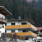 Privatunterkunft Amalia Haus *