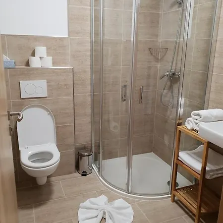 Amalia Haus Rum i privatbostad *